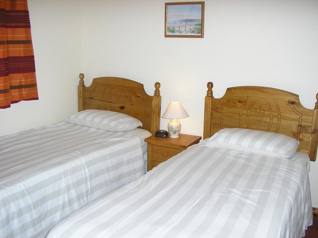 Balhousie Farm Bed&Breakfast Kirkton of Largo Zimmer foto